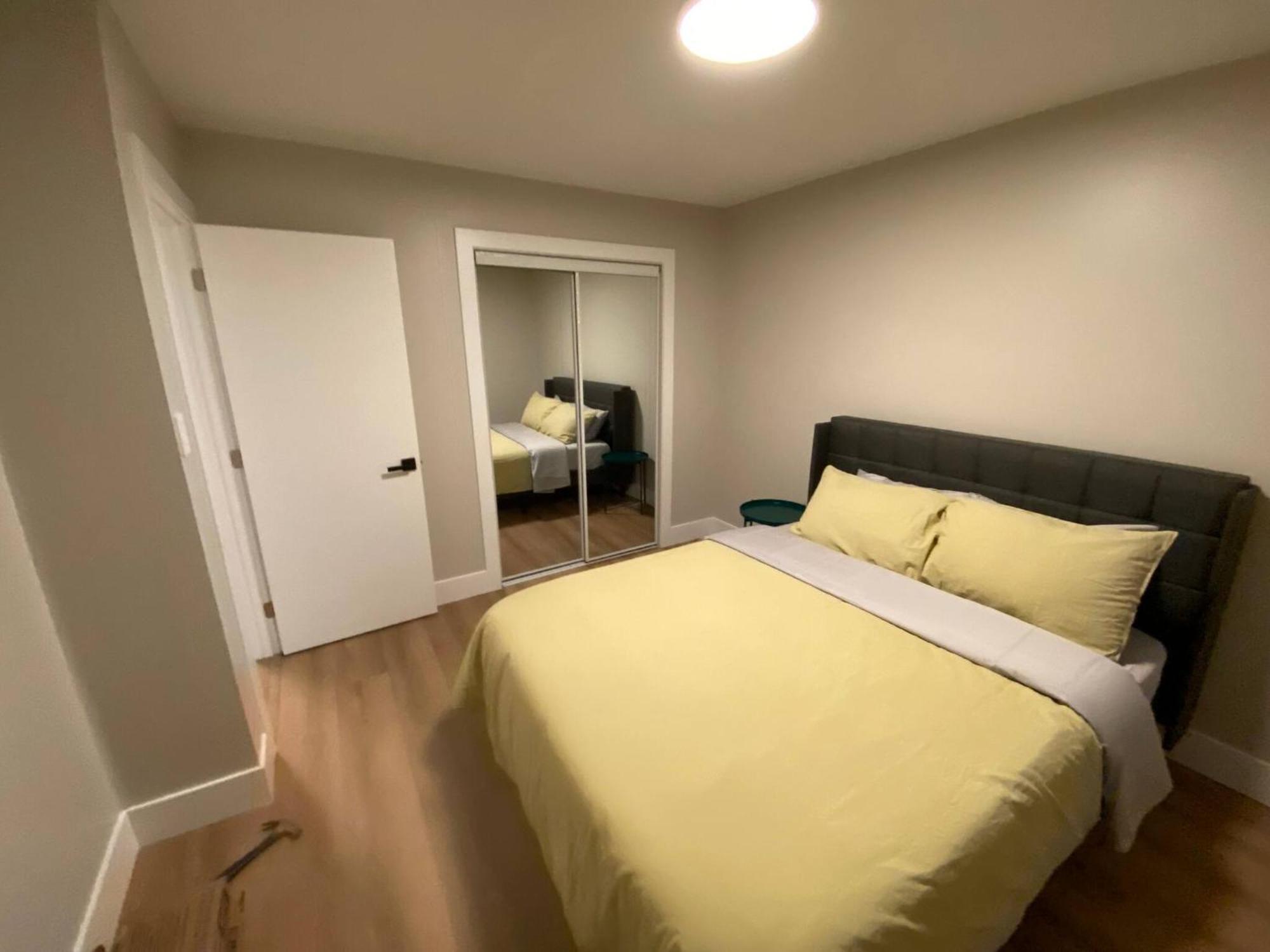 Central 2Br Near Unveristy And Whyte Ave Edmonton Exterior foto