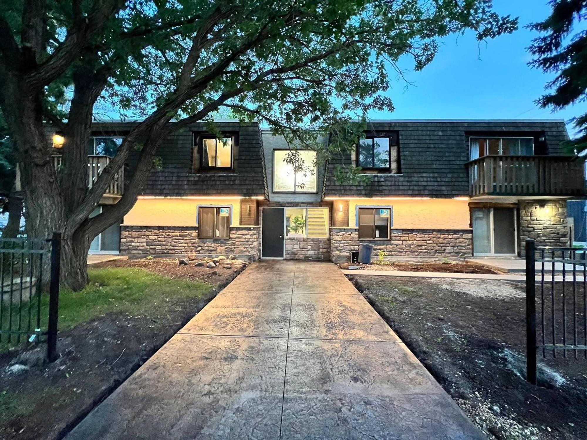 Central 2Br Near Unveristy And Whyte Ave Edmonton Exterior foto